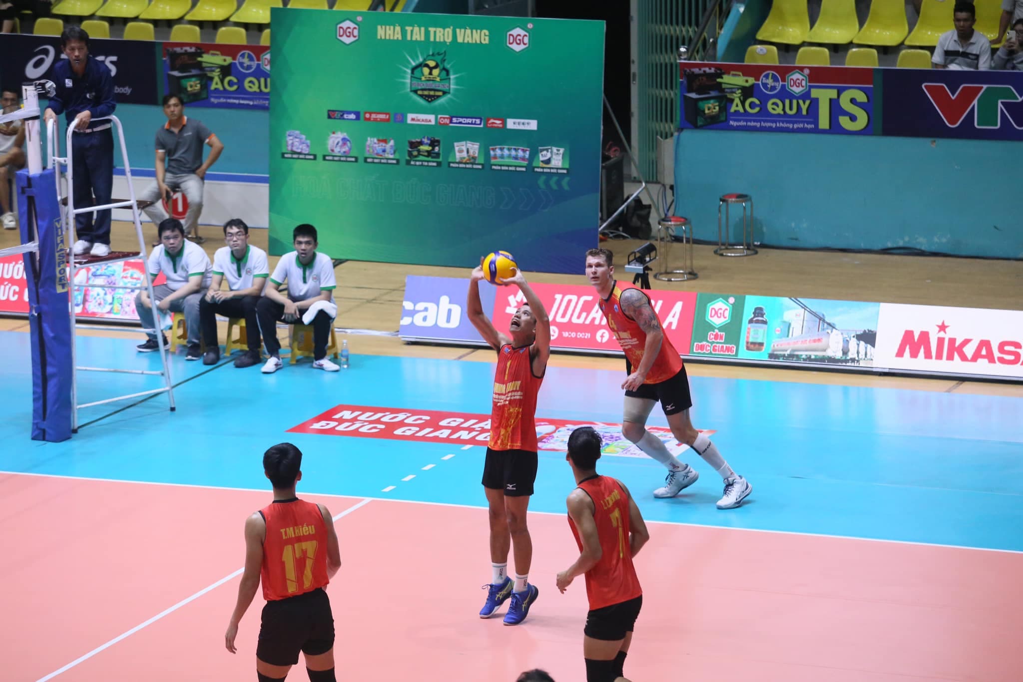 Vòng 2 Giải Vô địch Quốc Gia 2024